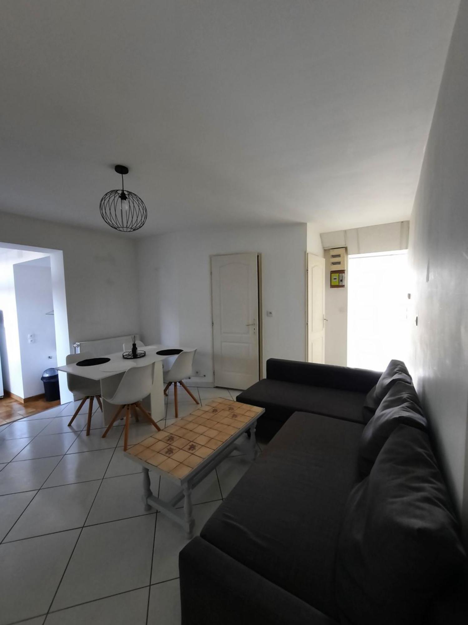 Le-Bon-Appart De Plain-Pied Avec Terrasse Auxonne Exterior foto