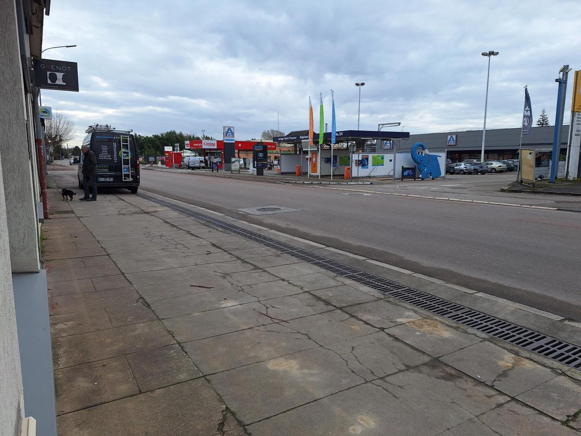 Le-Bon-Appart De Plain-Pied Avec Terrasse Auxonne Exterior foto