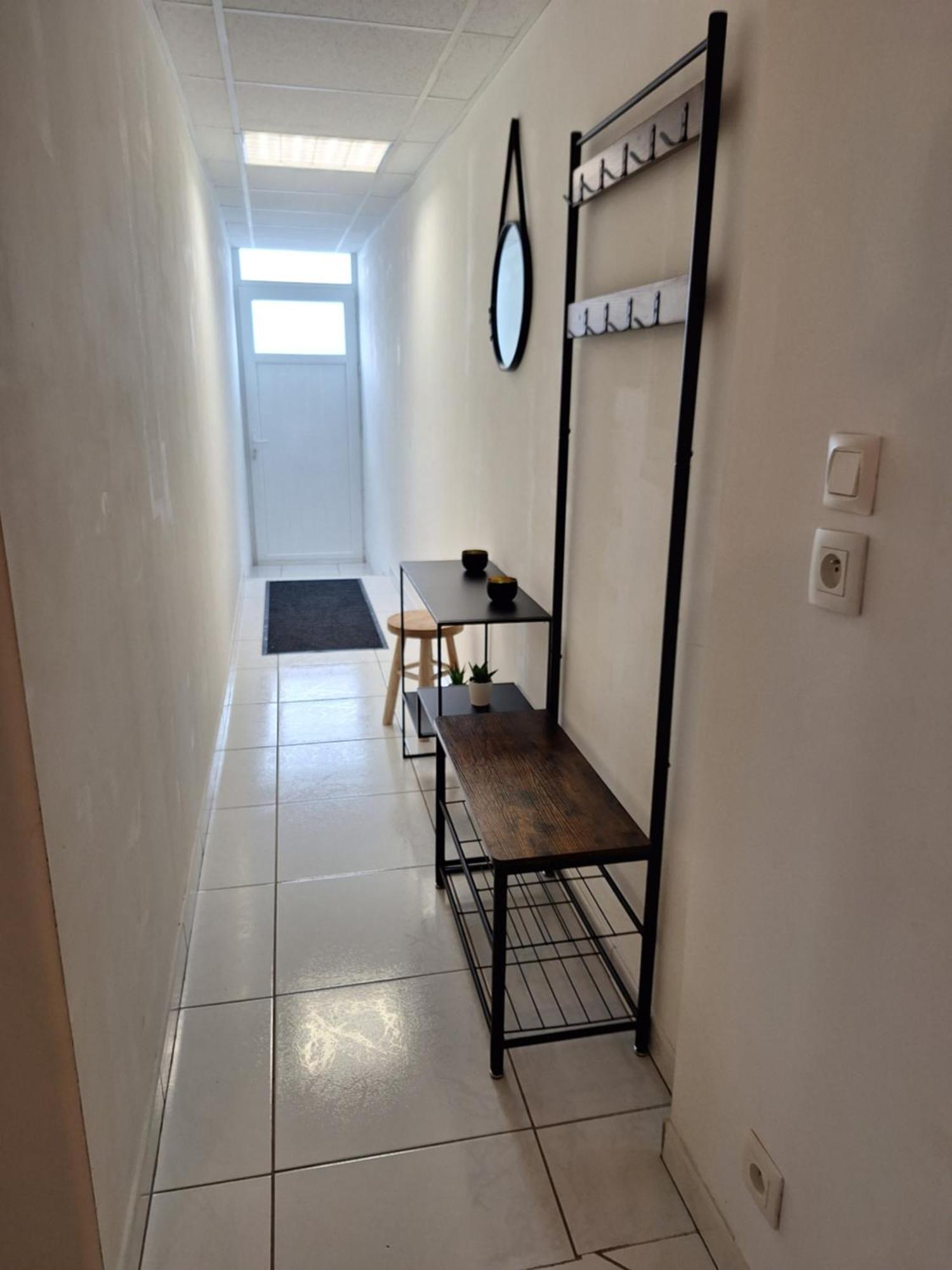 Le-Bon-Appart De Plain-Pied Avec Terrasse Auxonne Exterior foto